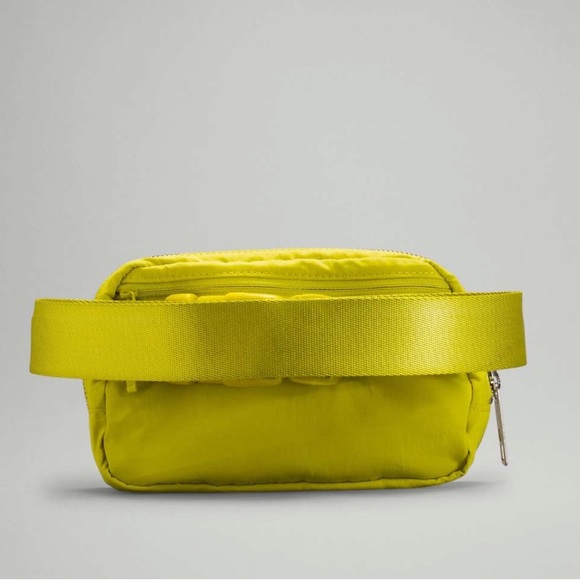 lululemon athletica Bags Og Lululemon Everywhere Belt Bag L In